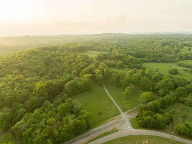 775 Railroad Rd, Wartrace, TN 37183