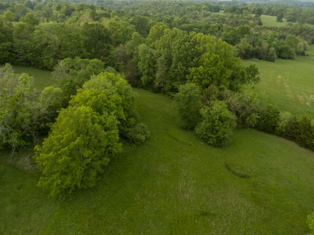 775 Railroad Rd, Wartrace, TN 37183