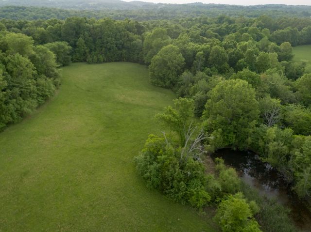 775 Railroad Rd, Wartrace, TN 37183