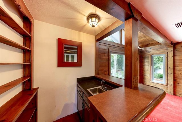 17850 Winterberry Street, Fountain Valley, CA 92708