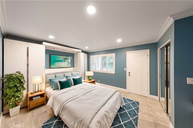 17850 Winterberry Street, Fountain Valley, CA 92708