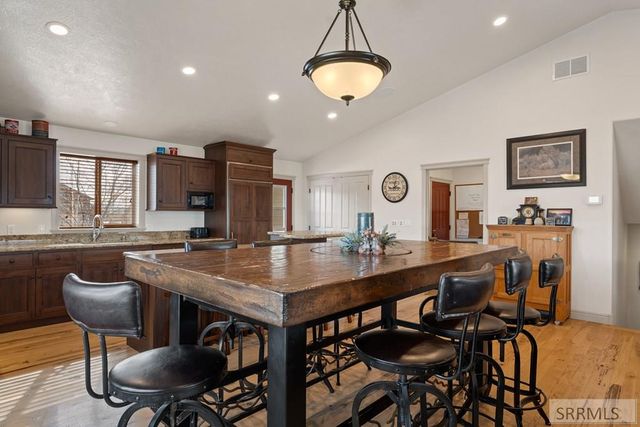 894 Easy Street, Driggs, ID 83422