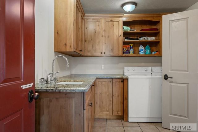 894 Easy Street, Driggs, ID 83422