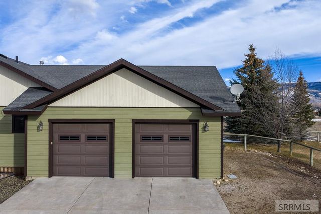 894 Easy Street, Driggs, ID 83422