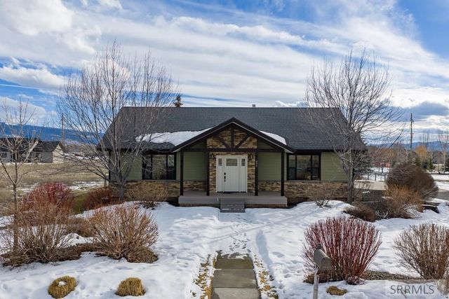 894 Easy Street, Driggs, ID 83422