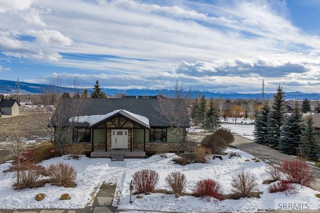 894 Easy Street, Driggs, ID 83422