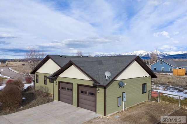 894 Easy Street, Driggs, ID 83422