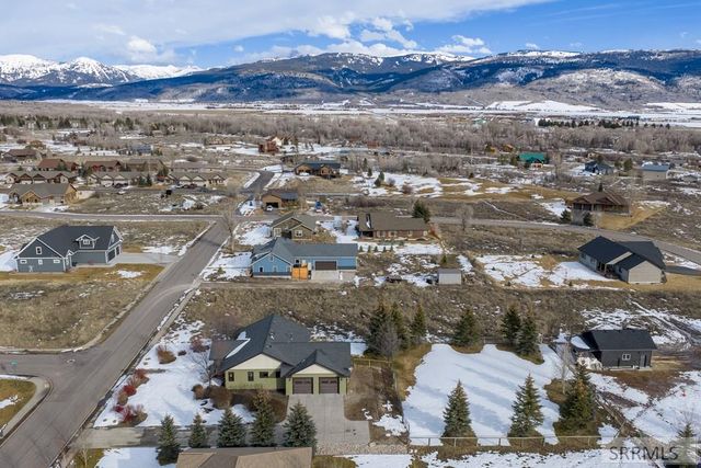 894 Easy Street, Driggs, ID 83422