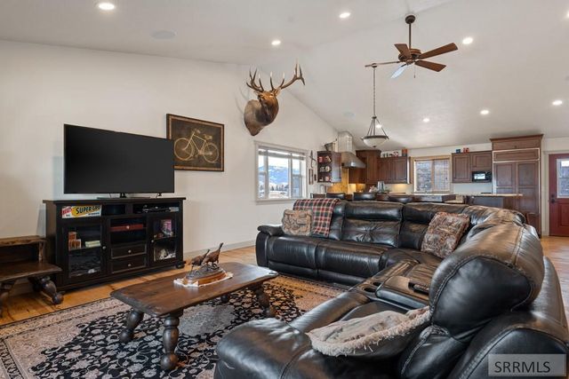 894 Easy Street, Driggs, ID 83422