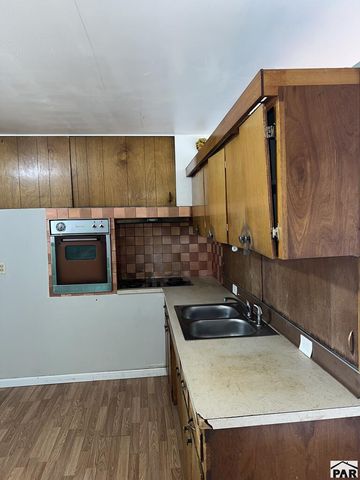 1540 Fremont Ave, Pueblo, CO 81001