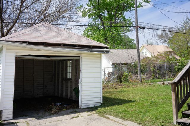14845 FREELAND Street, Detroit, MI 48227