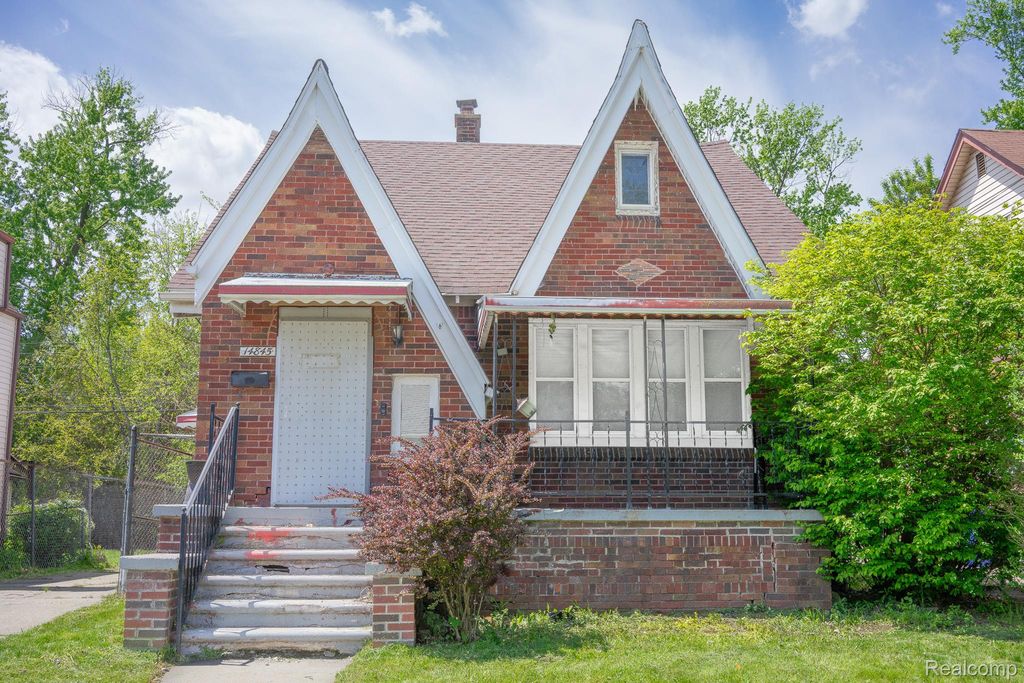 14845 FREELAND Street, Detroit, MI 48227