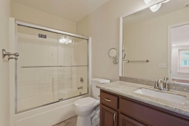 5627 Vintage Cir, Stockton, CA 95219