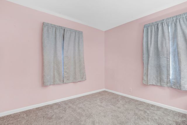 2207 Eshcol Avenue, Zion, IL 60099