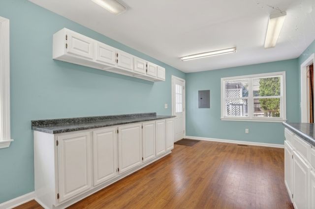 2207 Eshcol Avenue, Zion, IL 60099