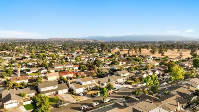 2210 Vista Verde Drive, San Jose, CA 95148