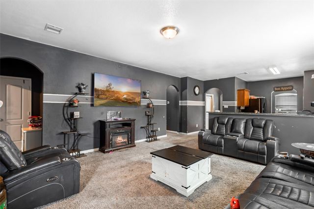 2707 Tracy Lane, Highlands, TX 77562