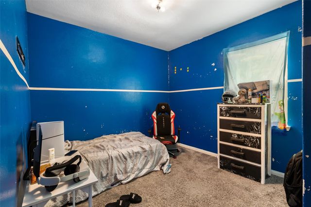 2707 Tracy Lane, Highlands, TX 77562