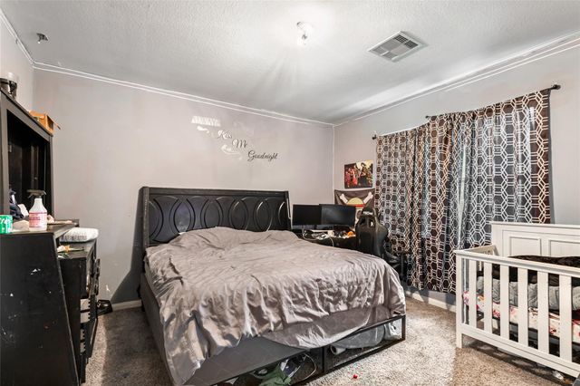 2707 Tracy Lane, Highlands, TX 77562