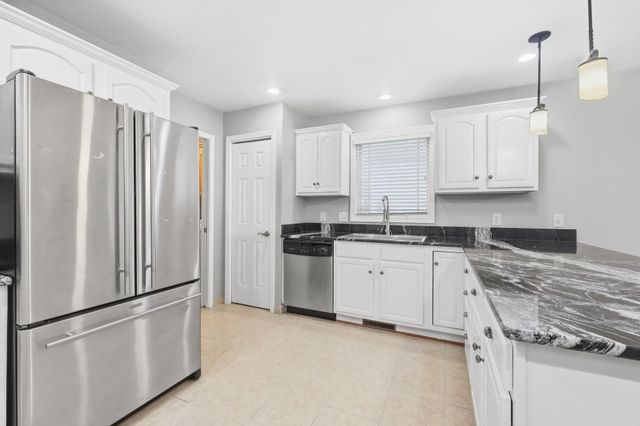 57841 El Dorado Drive, Goshen, IN 46528