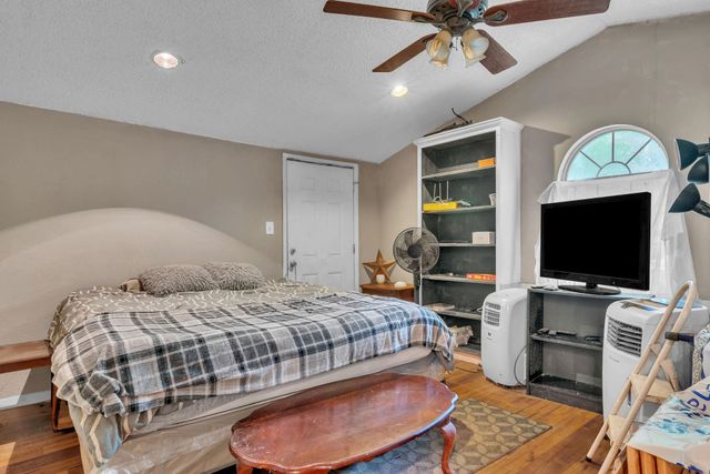 2083 Sandpiper Rd, Diana, TX 75640