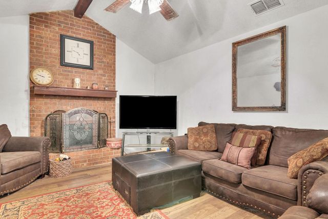 2083 Sandpiper Rd, Diana, TX 75640