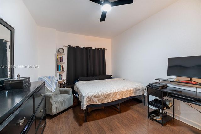 3624 NW 29th Place, Lauderdale Lakes, FL 33311
