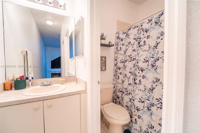 3624 NW 29th Place, Lauderdale Lakes, FL 33311