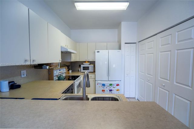3624 NW 29th Place, Lauderdale Lakes, FL 33311
