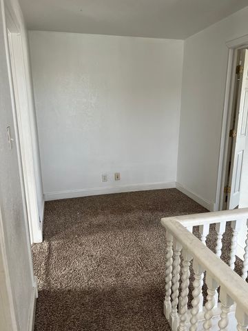 304 S 3rd Street, Kirkland, IL 60146