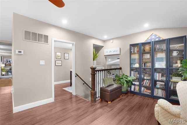 31 Saint Joseph Lane, Defiance, MO 63341