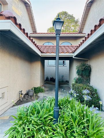 18081 Scanlan Court, Fountain Valley, CA 92708