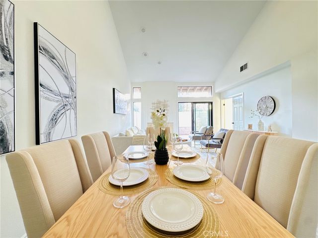 18081 Scanlan Court, Fountain Valley, CA 92708