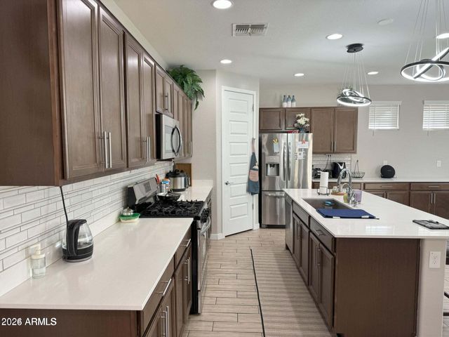 2559 E PELICAN Drive, Gilbert, AZ 85297