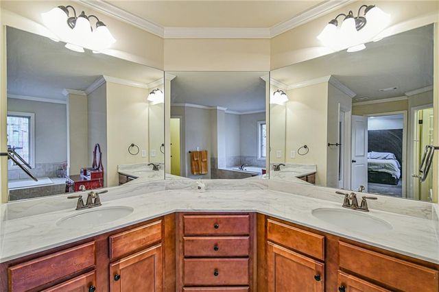 5997 Wild Creek Road, Sugar Hill, GA 30518