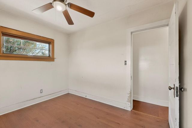 305 Mesa Street SE, Albuquerque, NM 87106