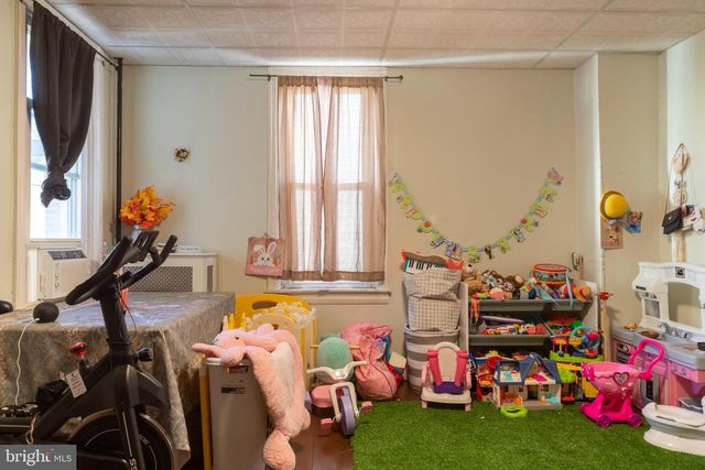 260 S 6TH ST, Lebanon, PA 17042