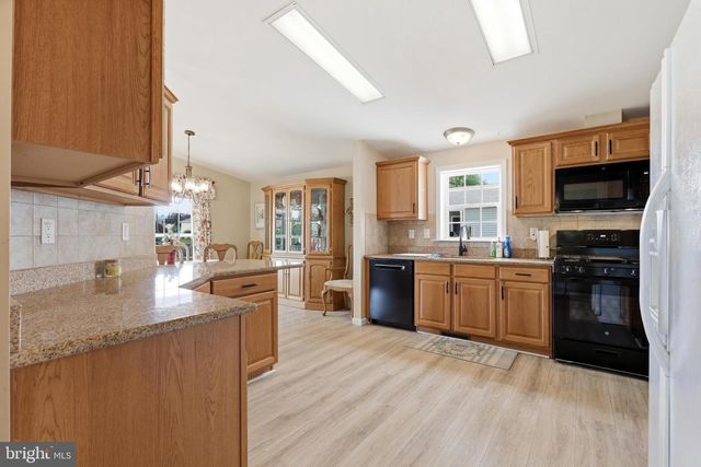 27 EAGLES WATCH N, Bechtelsville, PA 19505