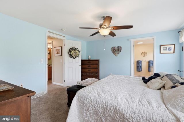 27 EAGLES WATCH N, Bechtelsville, PA 19505