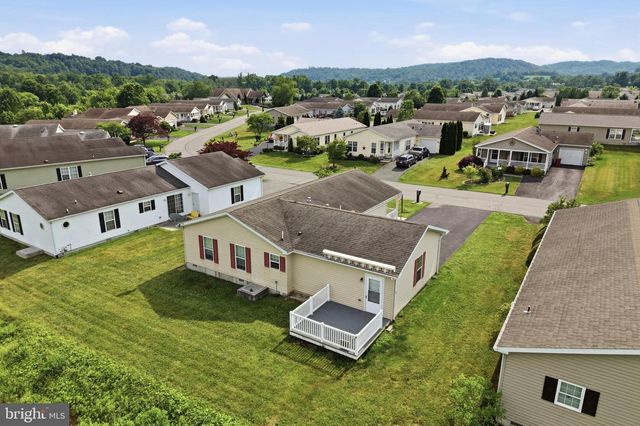 27 EAGLES WATCH N, Bechtelsville, PA 19505