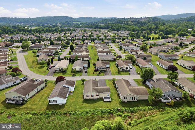 27 EAGLES WATCH N, Bechtelsville, PA 19505
