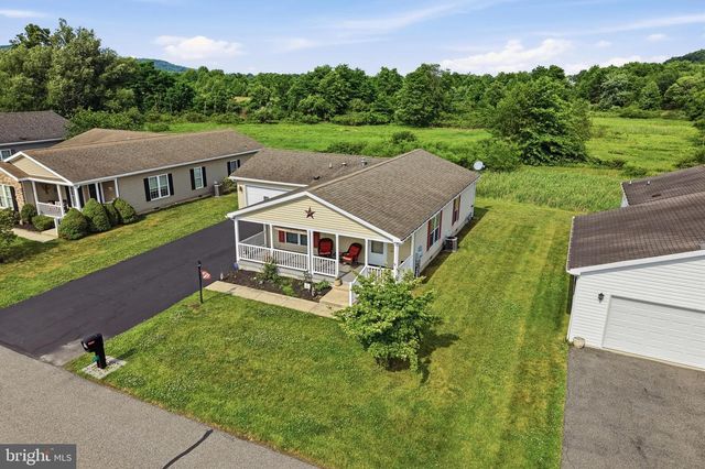 27 EAGLES WATCH N, Bechtelsville, PA 19505