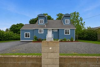 332 Crooked Hill Road, Brentwood, NY 11717