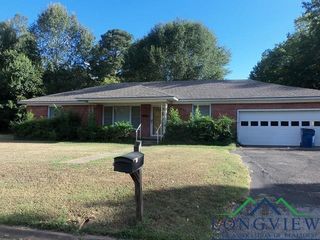 632 LEACH STREET, Kilgore, TX 75662