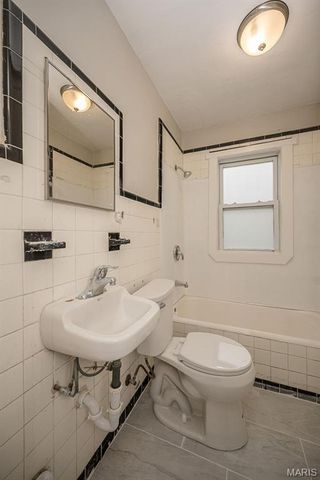 424 Georgia Avenue, Ferguson, MO 63135
