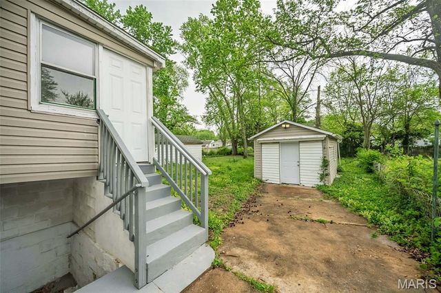 424 Georgia Avenue, Ferguson, MO 63135