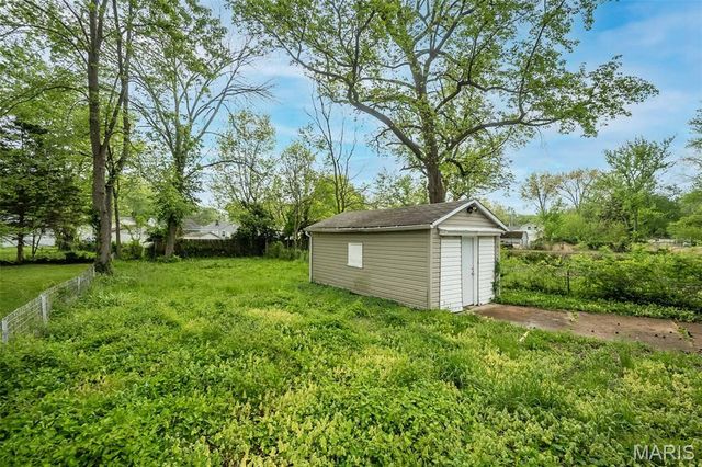 424 Georgia Avenue, Ferguson, MO 63135