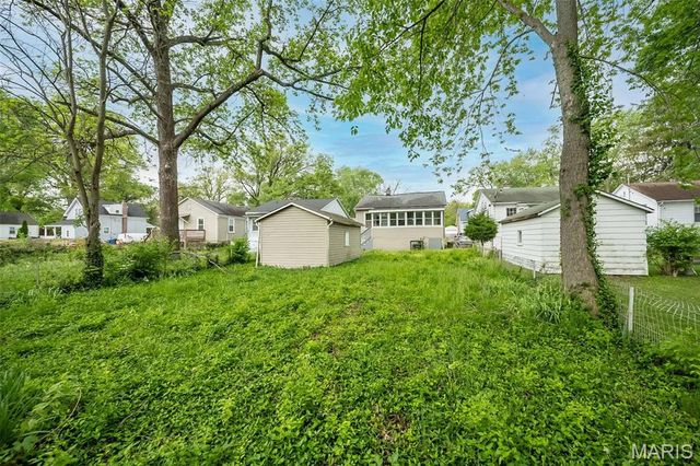 424 Georgia Avenue, Ferguson, MO 63135