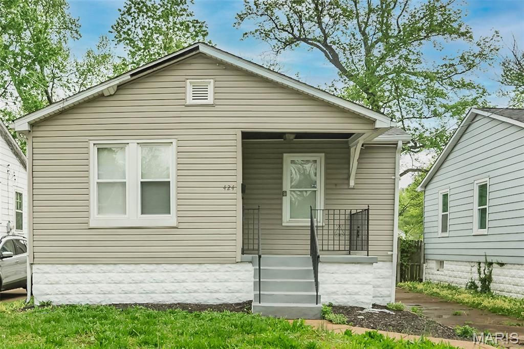424 Georgia Avenue, Ferguson, MO 63135