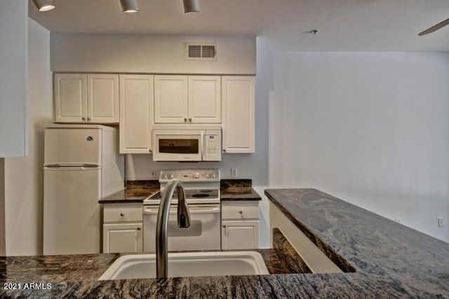 1701 E Colter Street Unit 157, Phoenix, AZ 85016
